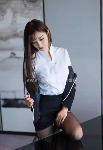 AVAV：深夜独享的视觉盛宴